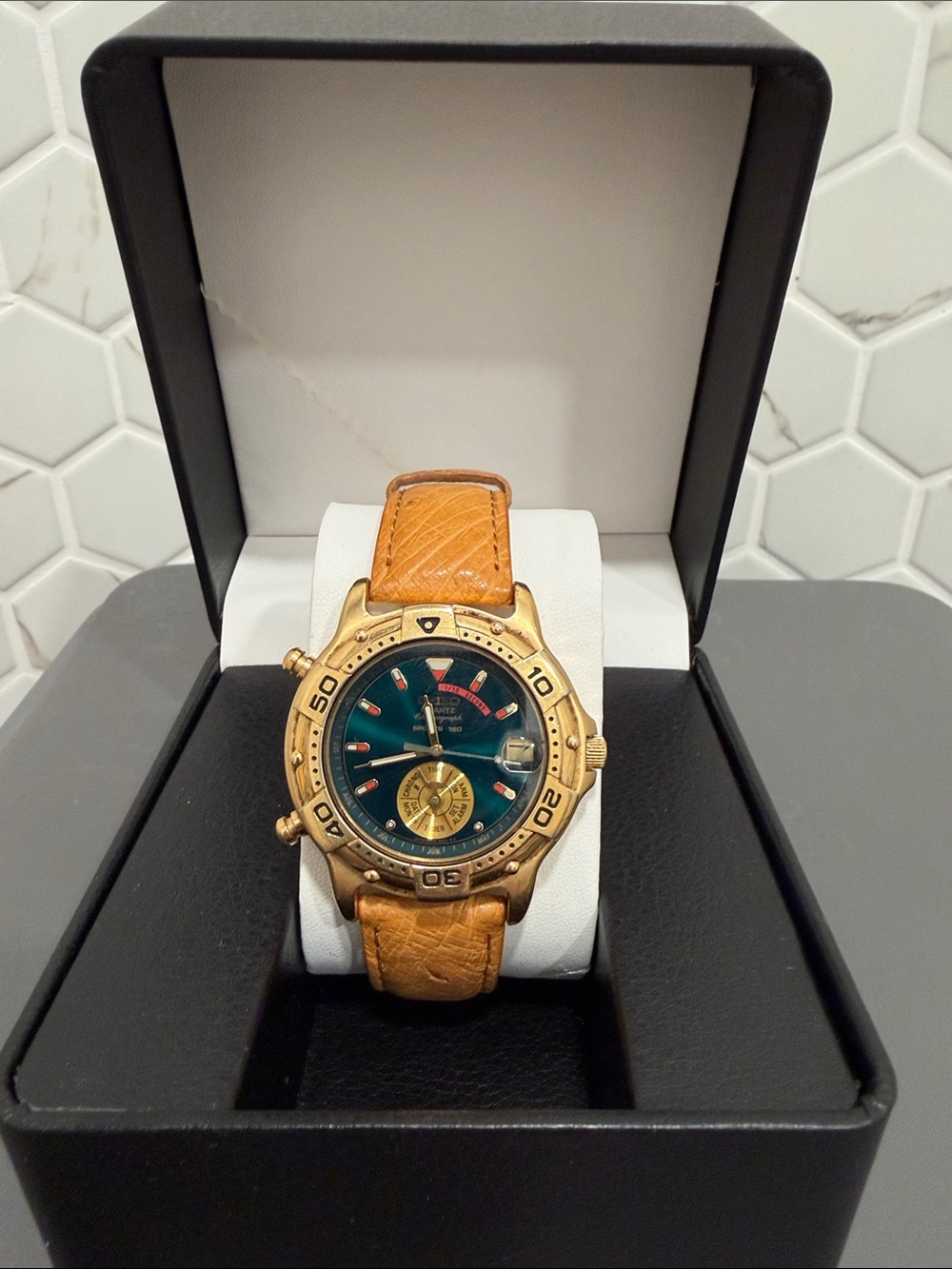 90s Seiko Gold-Tone Diver Style Watch with Teal Dial and Tan Leather Strap